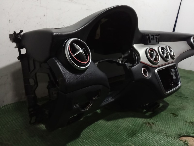 Recambio de salpicadero para mercedes-benz cla coupé (c117) cla 180 (117.342) referencia OEM IAM   