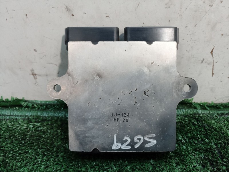 Recambio de modulo electronico para mazda 6 hatchback (gg) 2.0 di (gg14) referencia OEM IAM RF5C18701A RF5C18701A 1310001241