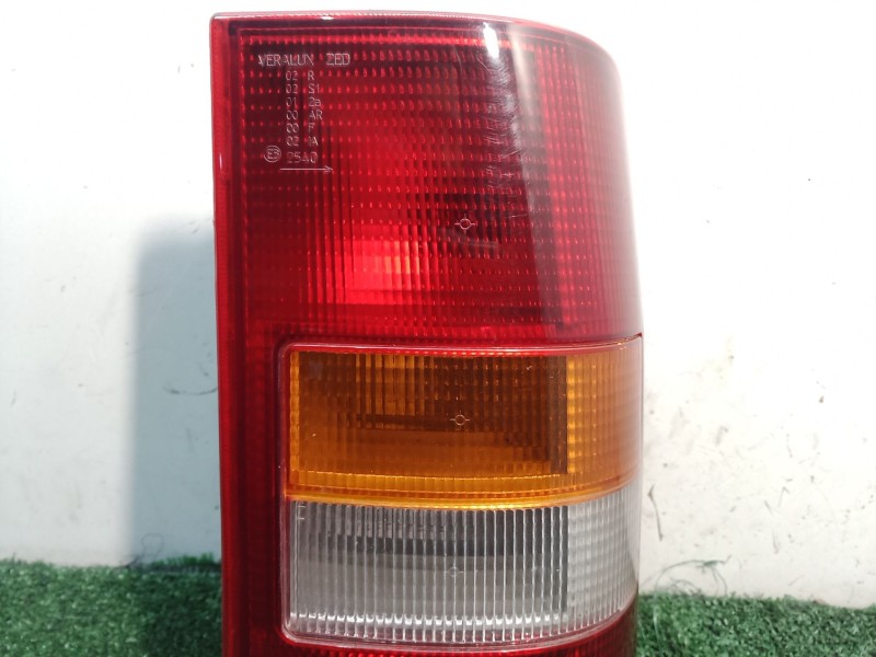 Recambio de piloto trasero derecho para peugeot expert furgoneta (222) 2.0 hdi referencia OEM IAM E32540 E32540 E32540