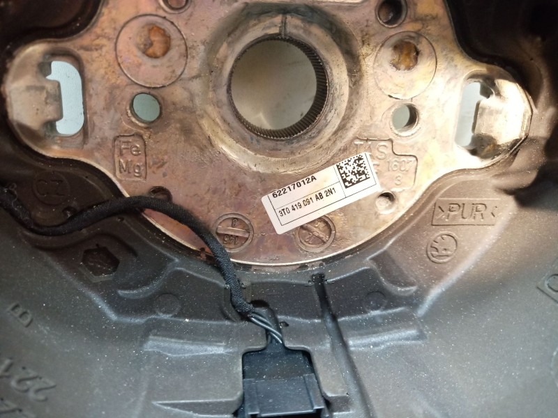 Recambio de volante para skoda suberb (3t4) exclusive 4x4 referencia OEM IAM 3T0419091 3T0419091 3T0419091