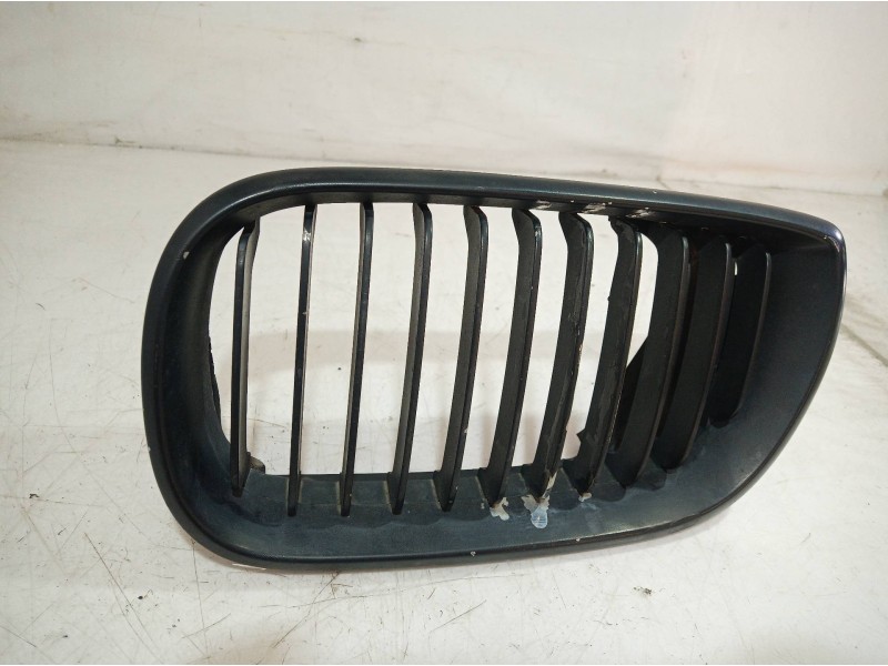 Recambio de rejilla paragolpes izquierda para bmw serie 3 touring (e46) 330xi referencia OEM IAM 511370305490 511370305490 51137