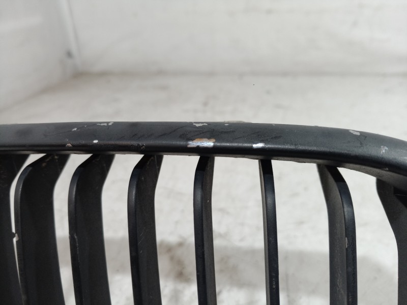 Recambio de rejilla paragolpes derecha para bmw serie 3 touring (e46) 330xi referencia OEM IAM 511370305500 511370305500 5113703