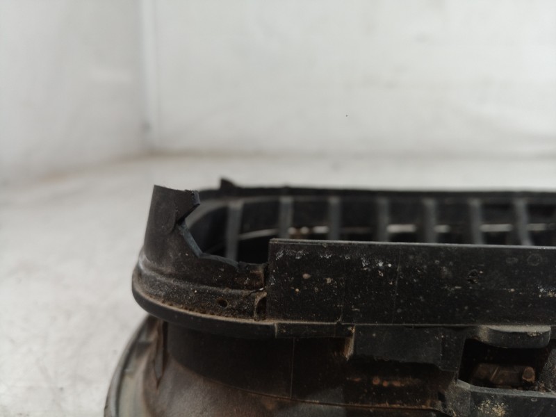 Recambio de rejilla paragolpes derecha para bmw serie 3 touring (e46) 330xi referencia OEM IAM 511370305500 511370305500 5113703