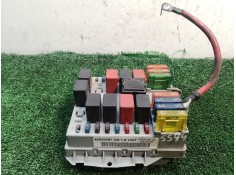 Recambio de caja reles / fusibles para fiat punto (188_) 1.3 jtd 16v referencia OEM IAM   