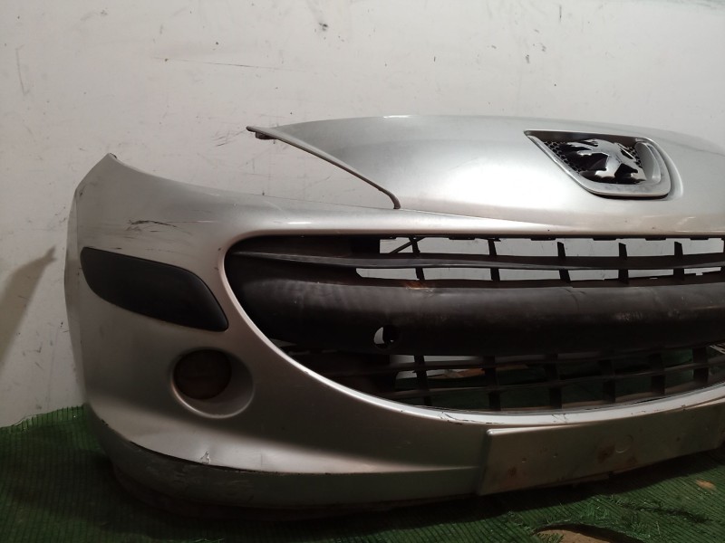 Recambio de paragolpes delantero para peugeot 207 1.6 16v referencia OEM IAM   