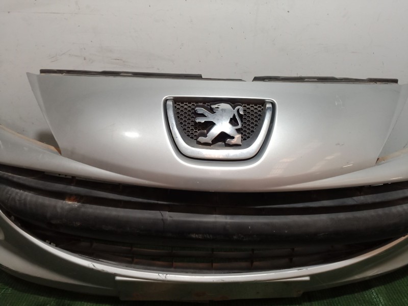 Recambio de paragolpes delantero para peugeot 207 1.6 16v referencia OEM IAM   