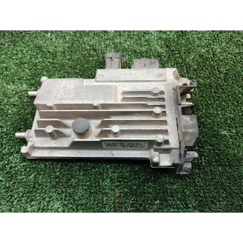 Recambio de centralita start / stop para peugeot 5008 (0u_, 0e_) 1.6 bluehdi 120 referencia OEM IAM   