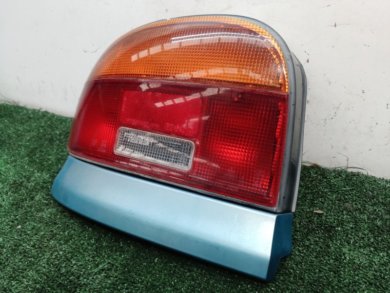 Recambio de piloto trasero izquierdo para mazda 121 (db) l referencia OEM IAM   