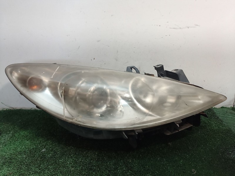 Recambio de faro derecho para peugeot 307 cc (3b) 2.0 hdi 135 referencia OEM IAM 43160748 43160748 43160748