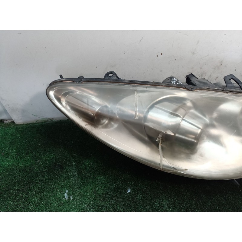 Recambio de faro derecho para peugeot 307 cc (3b) 2.0 hdi 135 referencia OEM IAM 43160748 43160748 43160748