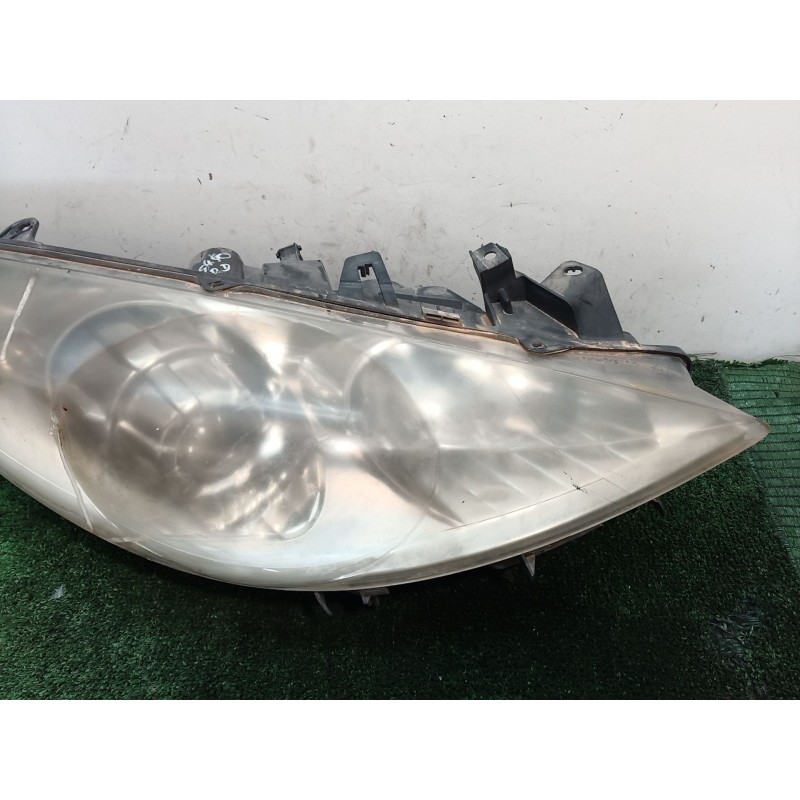 Recambio de faro derecho para peugeot 307 cc (3b) 2.0 hdi 135 referencia OEM IAM 43160748 43160748 43160748