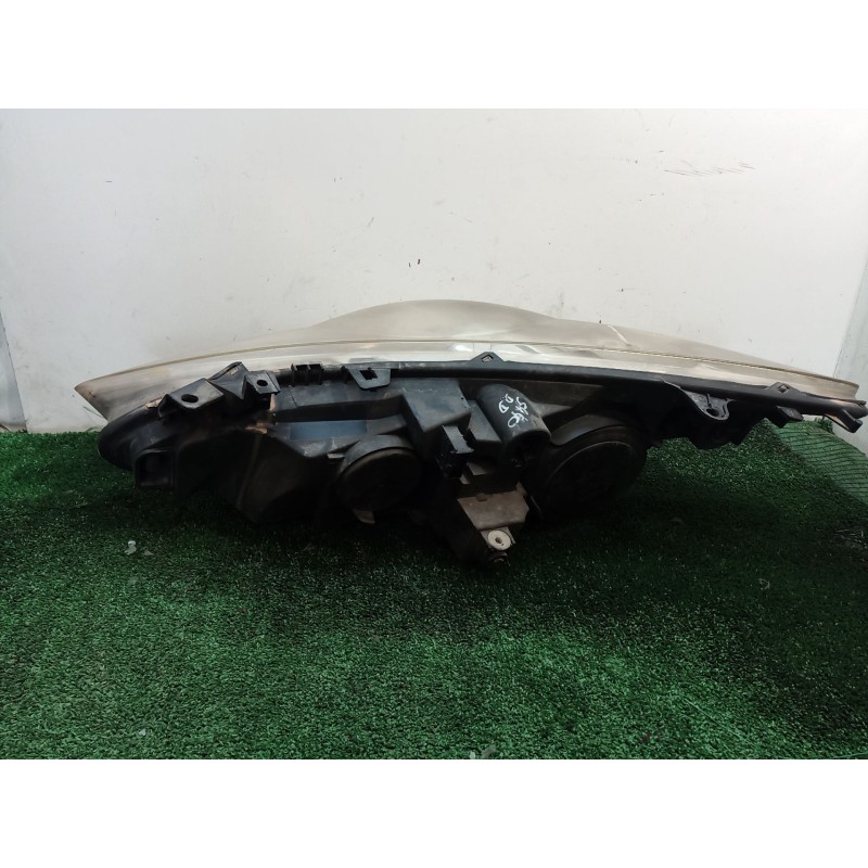 Recambio de faro derecho para peugeot 307 cc (3b) 2.0 hdi 135 referencia OEM IAM 43160748 43160748 43160748