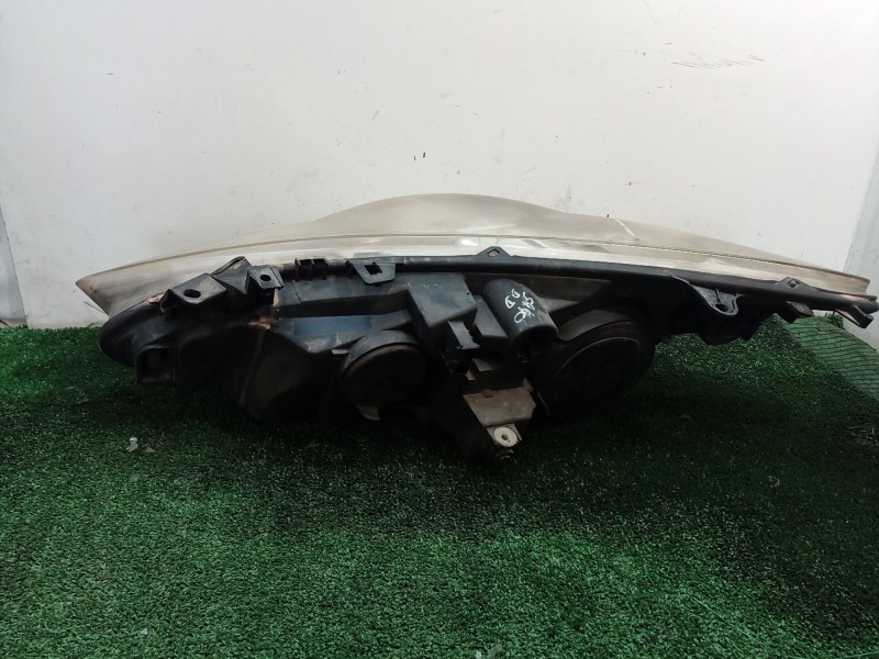 Recambio de faro derecho para peugeot 307 cc (3b) 2.0 hdi 135 referencia OEM IAM 43160748 43160748 43160748