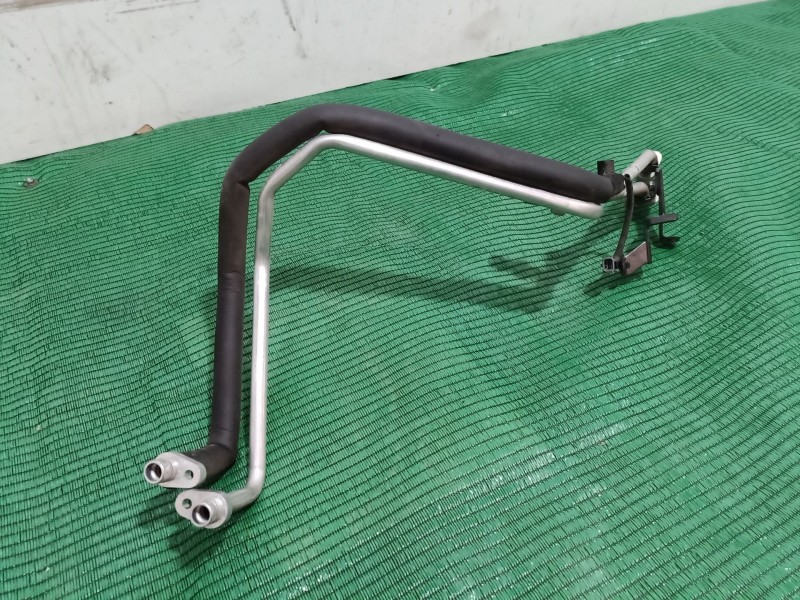 Recambio de tubos aire acondicionado para renault zoe 2014 referencia OEM IAM   