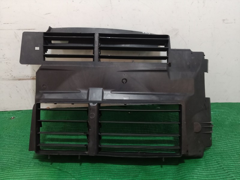 Recambio de moldura para ford focus iv sedán (hm) 1.0 ecoboost referencia OEM IAM   