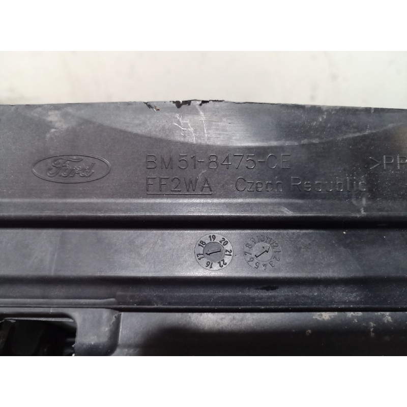 Recambio de moldura para ford focus iv sedán (hm) 1.0 ecoboost referencia OEM IAM   