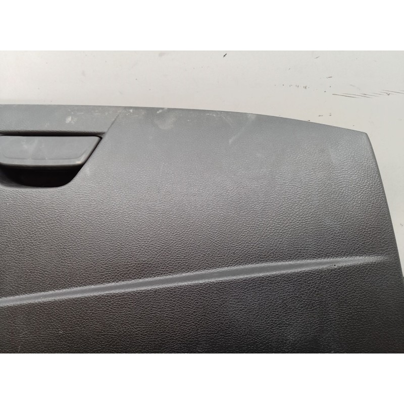 Recambio de guantera para ford focus iv sedán (hm) 1.0 ecoboost referencia OEM IAM 0020739402 0020739402 0020739402