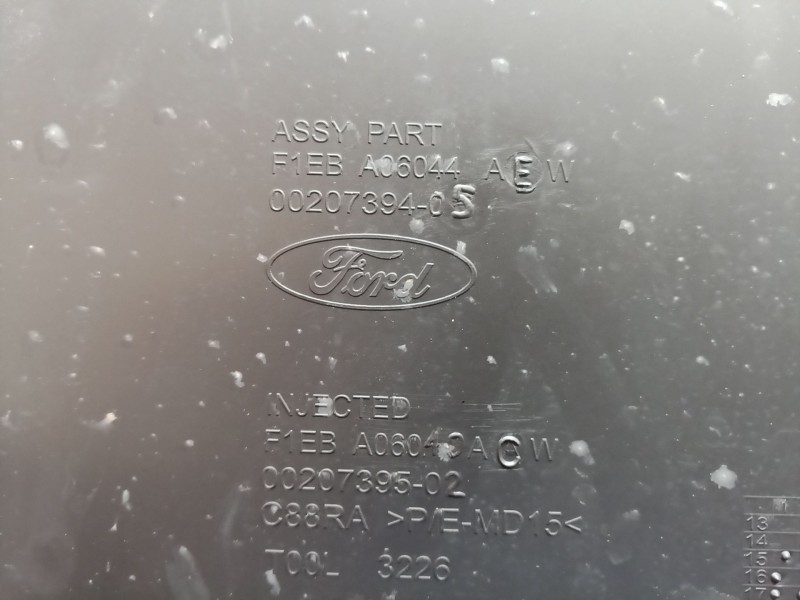 Recambio de guantera para ford focus iv sedán (hm) 1.0 ecoboost referencia OEM IAM 0020739402 0020739402 0020739402