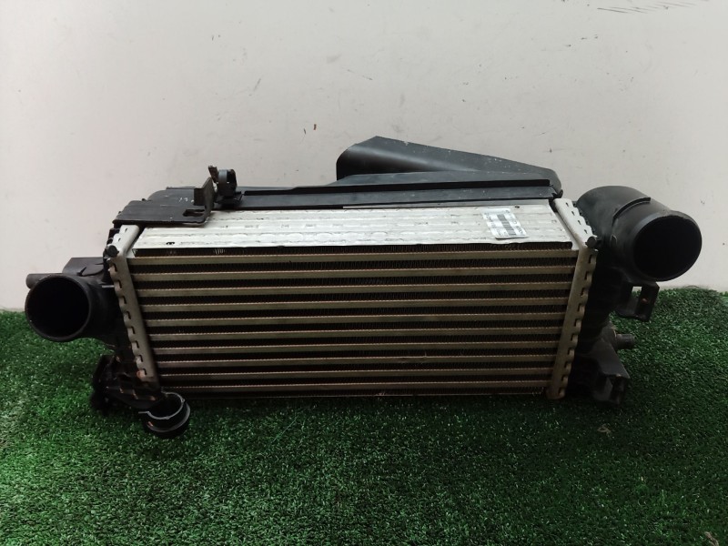Recambio de intercooler para ford focus iv sedán (hm) 1.0 ecoboost referencia OEM IAM CV619L440VD CV619L440VD CV619L440VD