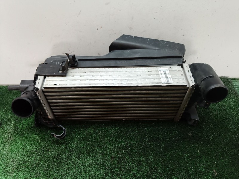 Recambio de intercooler para ford focus iv sedán (hm) 1.0 ecoboost referencia OEM IAM CV619L440VD CV619L440VD CV619L440VD