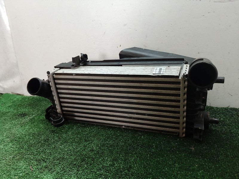 Recambio de intercooler para ford focus iv sedán (hm) 1.0 ecoboost referencia OEM IAM CV619L440VD CV619L440VD CV619L440VD