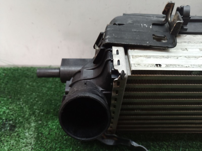 Recambio de intercooler para ford focus iv sedán (hm) 1.0 ecoboost referencia OEM IAM CV619L440VD CV619L440VD CV619L440VD