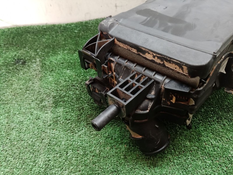 Recambio de intercooler para ford focus iv sedán (hm) 1.0 ecoboost referencia OEM IAM CV619L440VD CV619L440VD CV619L440VD