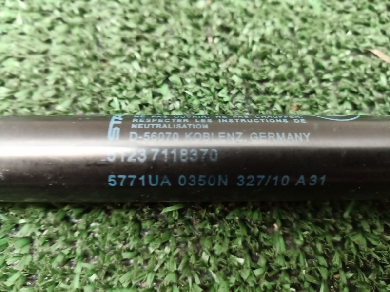 Recambio de amortiguadores capo para bmw 1 (e87) 118 d referencia OEM IAM 51237118370 51237118370 51237118370