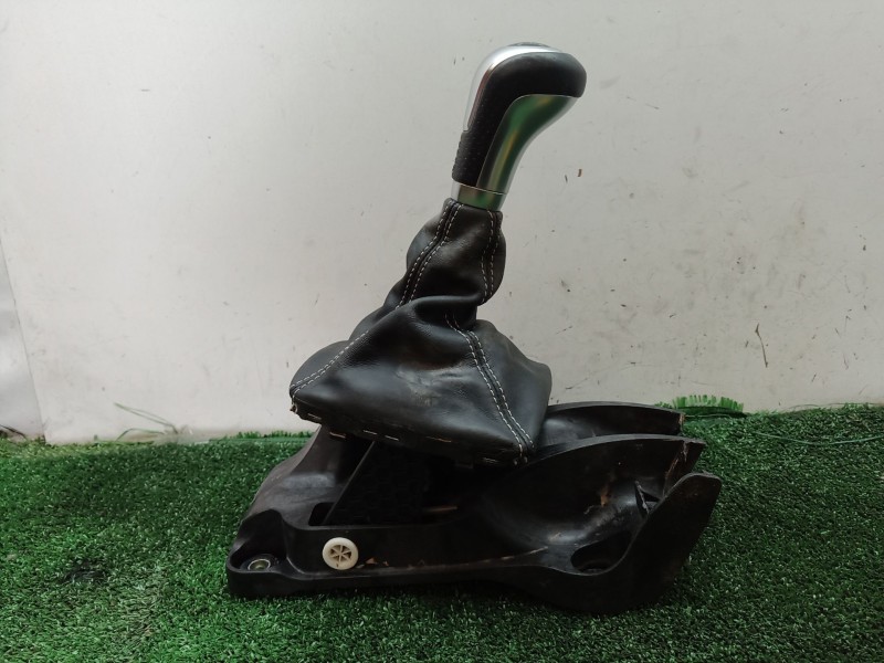 Recambio de palanca cambio para ford focus iii 1.6 tdci referencia OEM IAM   