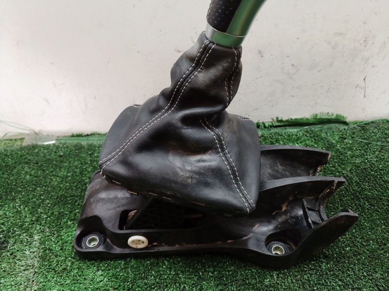 Recambio de palanca cambio para ford focus iii 1.6 tdci referencia OEM IAM   