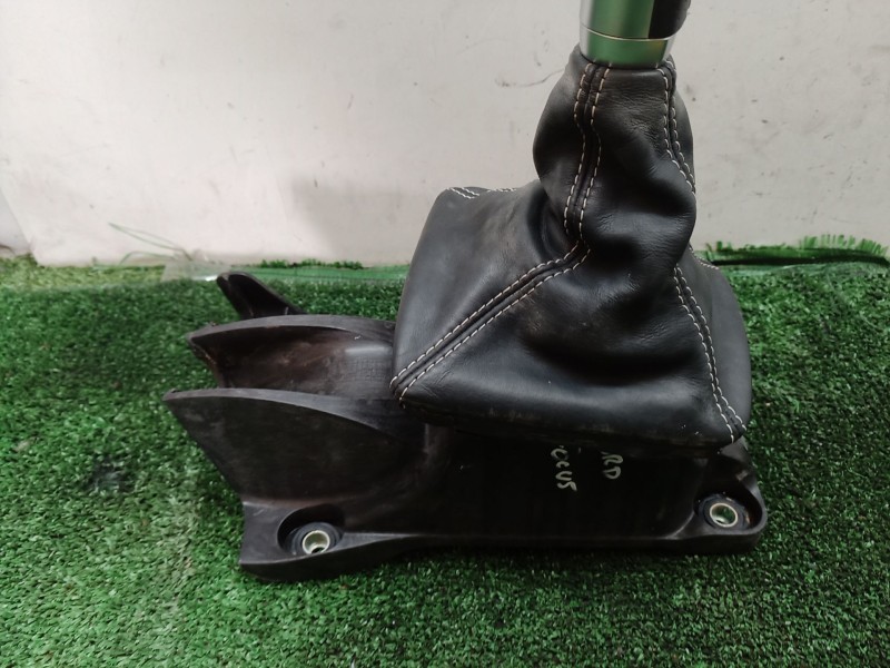 Recambio de palanca cambio para ford focus iii 1.6 tdci referencia OEM IAM   