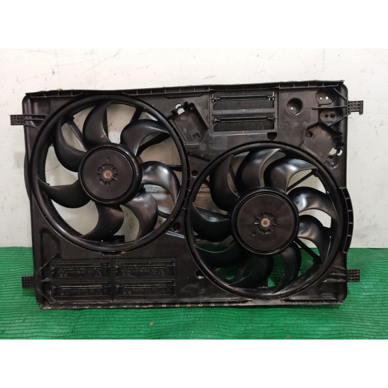 Recambio de electroventilador para ford kuga ii (dm2) 2.0 tdci referencia OEM IAM 3135103884 3135103884 3135103884