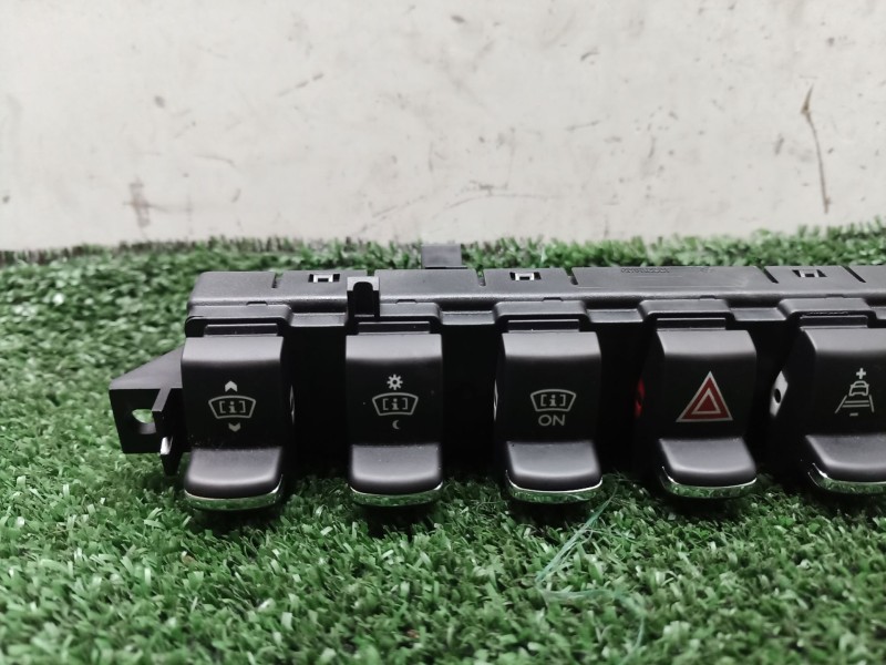 Recambio de mando multifuncion para peugeot 3008 van (0u_) hdi 150 (0urhem) referencia OEM IAM 10033756 10033756 10033756