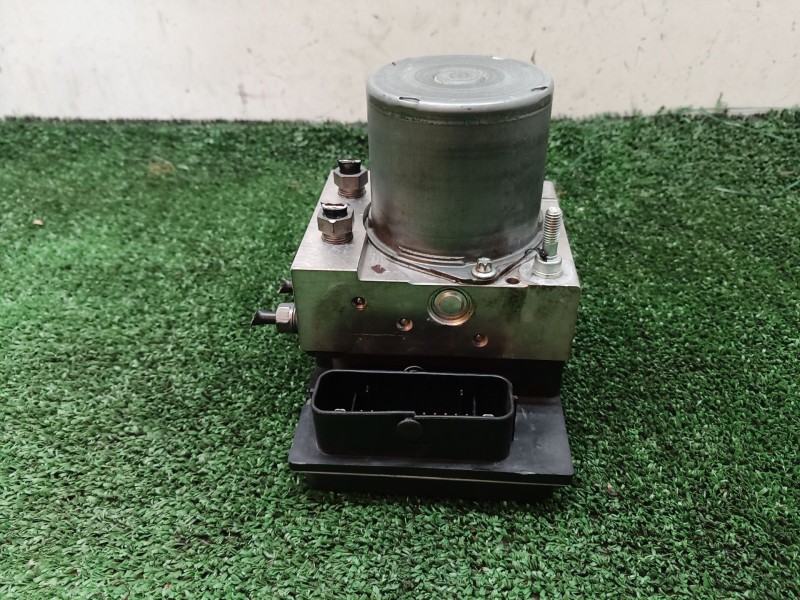 Recambio de abs para peugeot 3008 van (0u_) hdi 150 (0urhem) referencia OEM IAM 0265951326 0265951326 0265951326