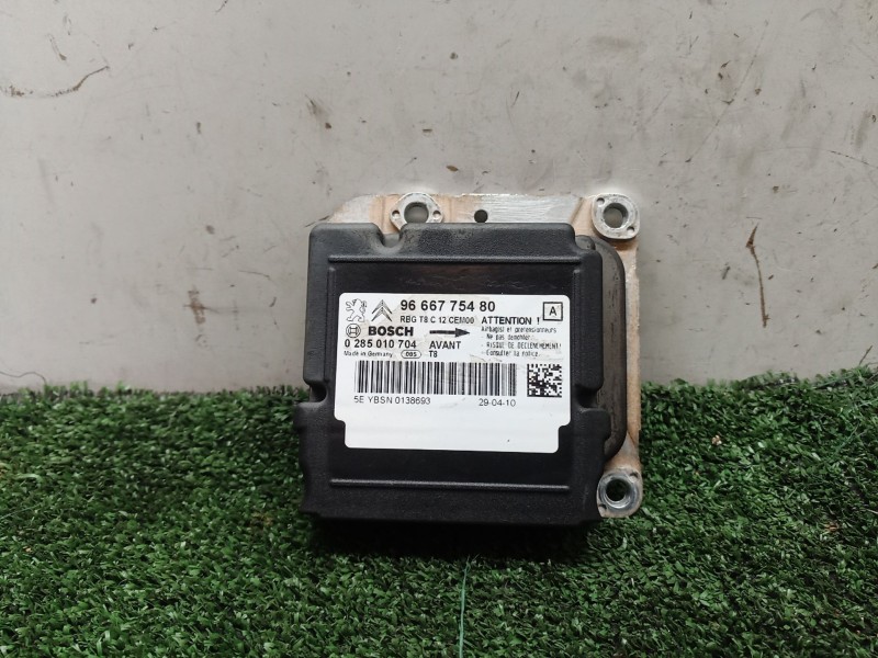 Recambio de centralita airbag para peugeot 3008 van (0u_) hdi 150 (0urhem) referencia OEM IAM 9666775480 9666775480 9666775480
