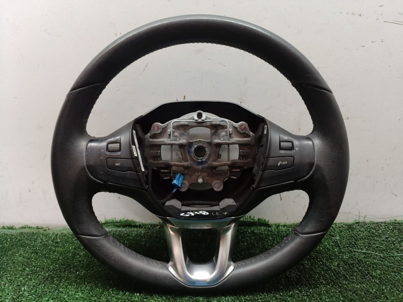 Recambio de volante para peugeot 208 i (ca_, cc_) 1.2 vti 82 referencia OEM IAM   