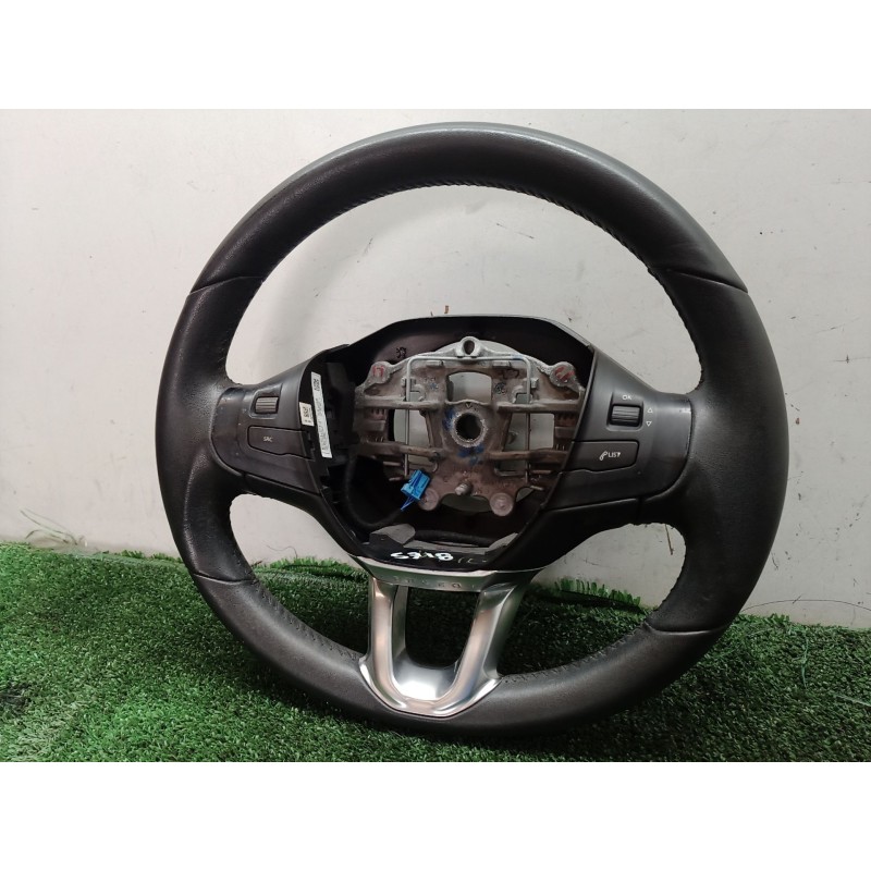 Recambio de volante para peugeot 208 i (ca_, cc_) 1.2 vti 82 referencia OEM IAM   