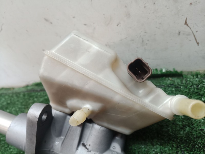 Recambio de bomba freno para peugeot 3008 van (0u_) hdi 150 (0urhem) referencia OEM IAM 9654002180 9654002180 9654002180