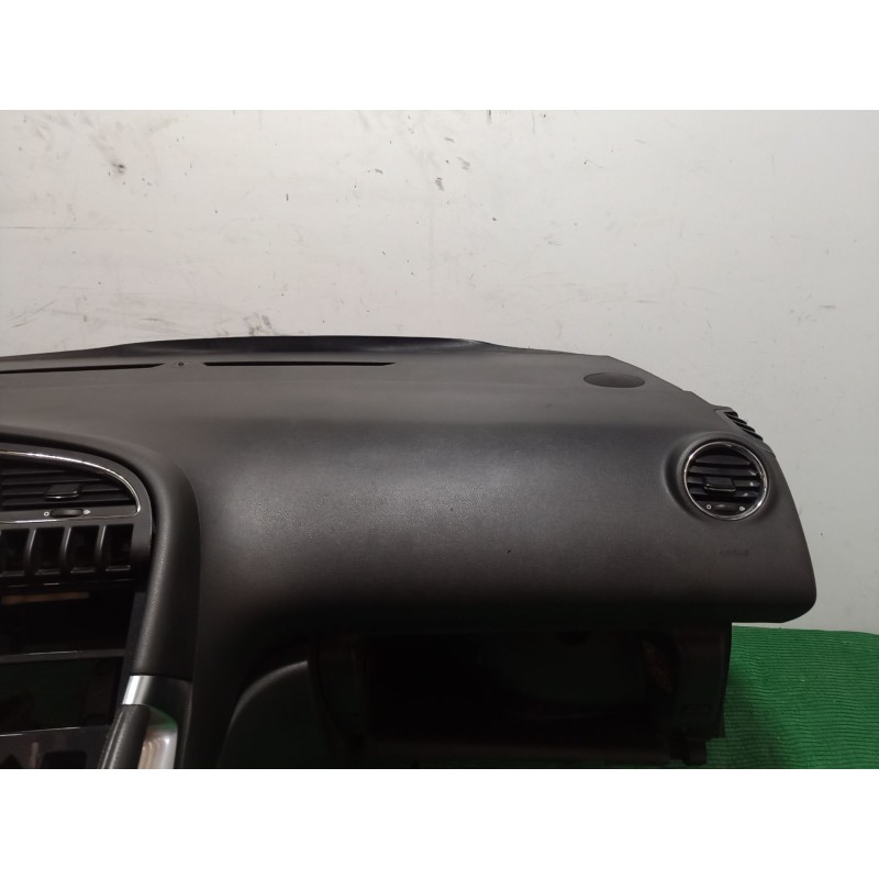 Recambio de salpicadero para peugeot 3008 van (0u_) hdi 150 (0urhem) referencia OEM IAM   