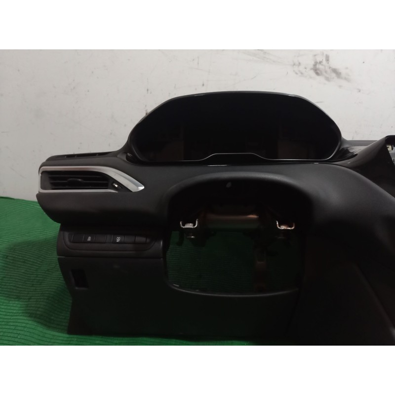 Recambio de salpicadero para peugeot 208 i (ca_, cc_) 1.2 vti 82 referencia OEM IAM   