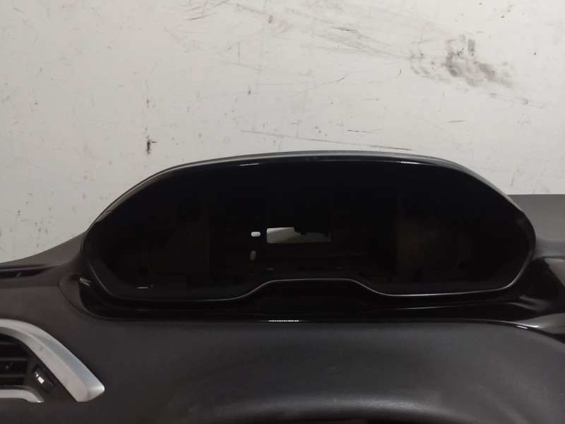 Recambio de salpicadero para peugeot 208 i (ca_, cc_) 1.2 vti 82 referencia OEM IAM   
