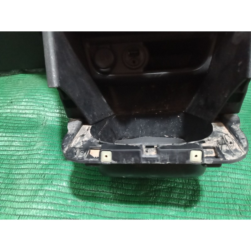 Recambio de salpicadero para peugeot 208 i (ca_, cc_) 1.2 vti 82 referencia OEM IAM   