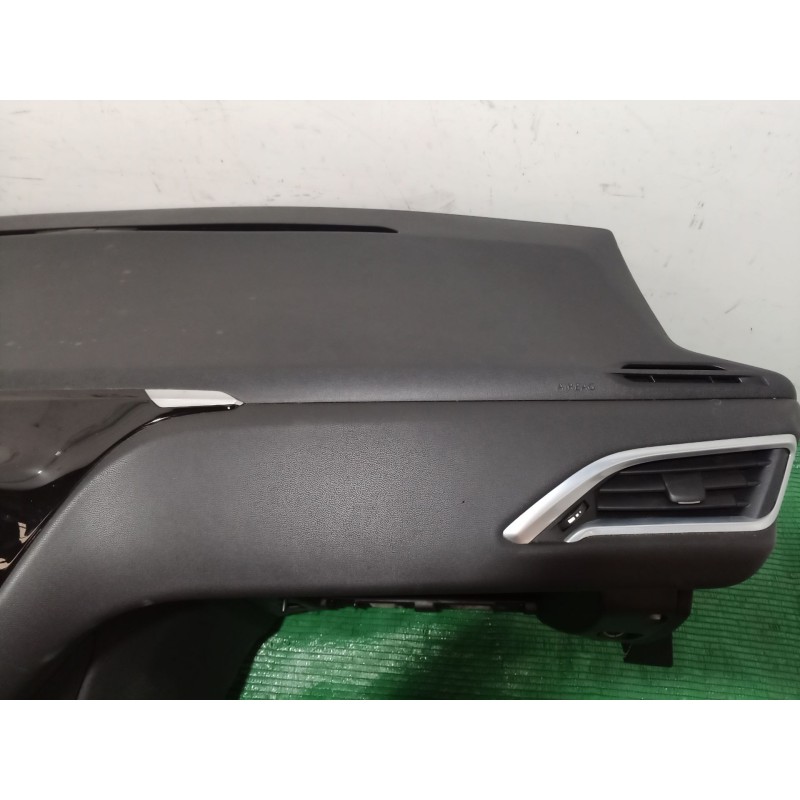 Recambio de salpicadero para peugeot 208 i (ca_, cc_) 1.2 vti 82 referencia OEM IAM   