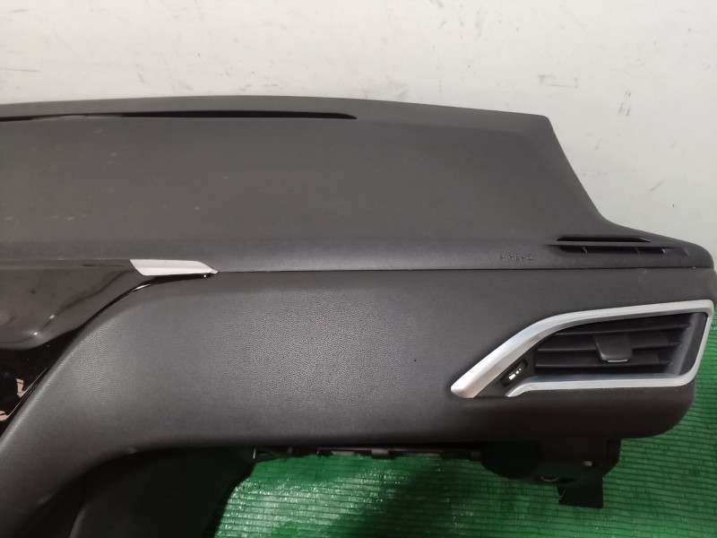 Recambio de salpicadero para peugeot 208 i (ca_, cc_) 1.2 vti 82 referencia OEM IAM   