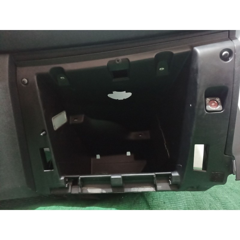 Recambio de salpicadero para peugeot 208 i (ca_, cc_) 1.2 vti 82 referencia OEM IAM   