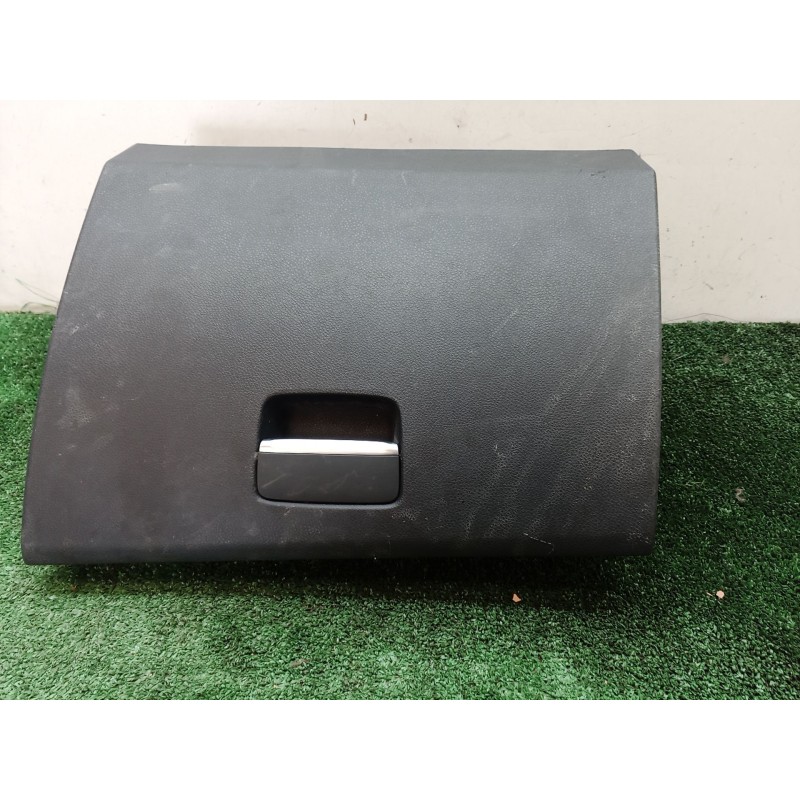 Recambio de guantera para mercedes-benz cla coupé (c117) cla 180 (117.342) referencia OEM IAM T0504551 T0504551 T0504551