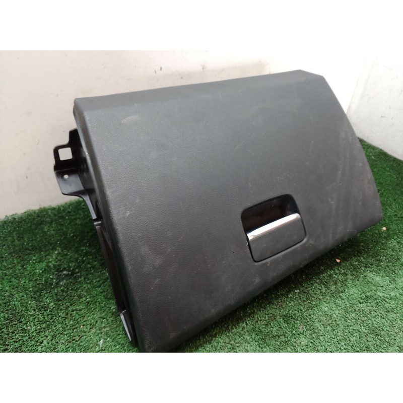 Recambio de guantera para mercedes-benz cla coupé (c117) cla 180 (117.342) referencia OEM IAM T0504551 T0504551 T0504551