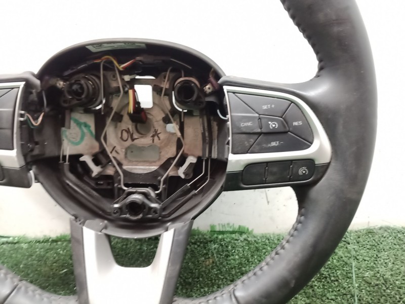 Recambio de volante para jeep compass (mp, m6, mv, m7) 1.4 multiair referencia OEM IAM   