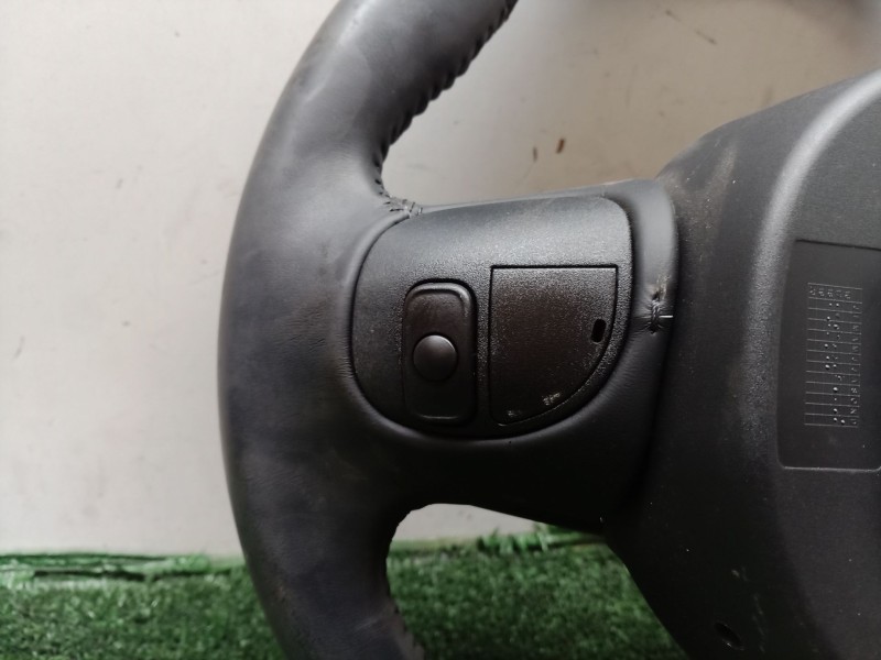 Recambio de volante para jeep compass (mp, m6, mv, m7) 1.4 multiair referencia OEM IAM   