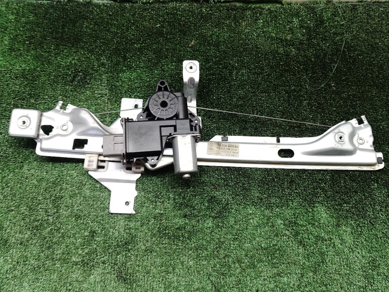 Recambio de elevalunas trasero derecho para peugeot 3008 van (0u_) hdi 150 (0urhem) referencia OEM IAM   